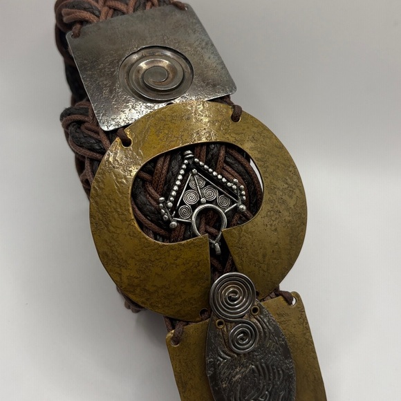 Vintage Signed Marjerie Baer Brown Wide Woven Belt Hammered Brass/Pewter Buckle main image 3